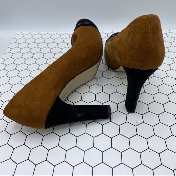 Versions two-tone Brown/Dark Brown suede heels - Picture 4 of 5